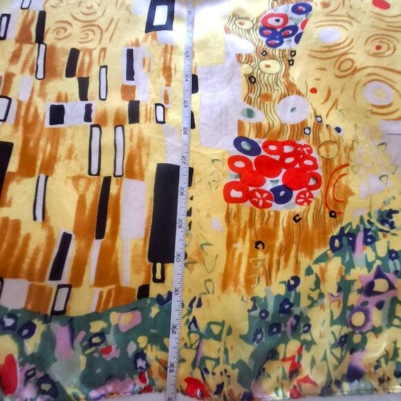 Vintage Abstract Silk Scarf – Gustav Klimt “The Kiss” Art Print Square - Picture 5 of 9